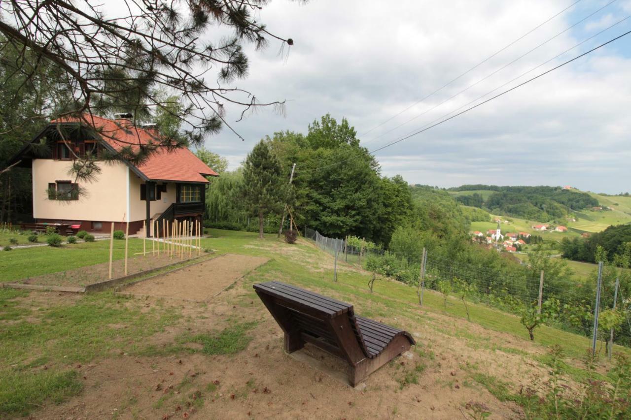 Holiday Home Winzerhaus Eva Spicnik Exterior photo